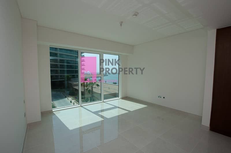 13 Beautiful Investment. Spacious 2BR Apartment with Sea View.