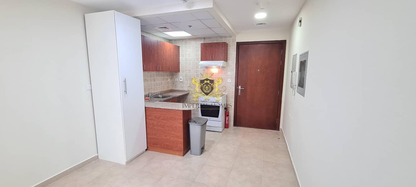 6 Hot Deal | Studio  | Dubai Gate 2 | Cluster A