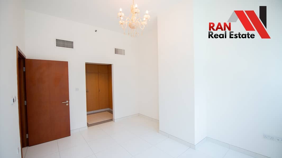 24 One Month Free! Huge Modern Style  One Bedroom  with parking | Gym | Pool | Steam