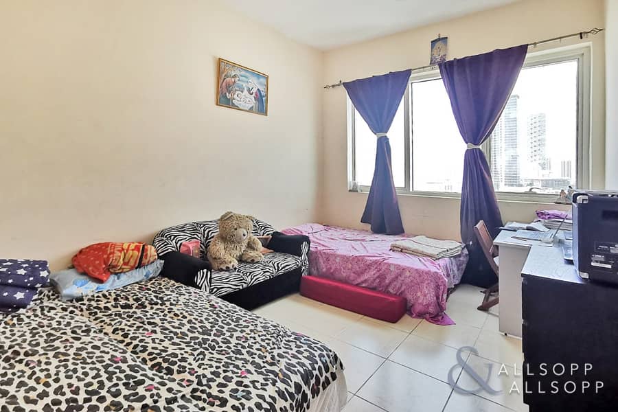 11 Two Bedroom | VOT | One Parking