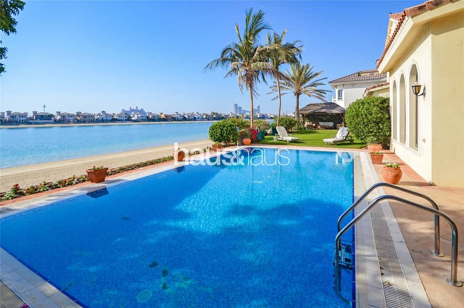 Exclusive | Stunning Signature Villa | High No. Exclusive | Stunning Signature Villa | High No.
