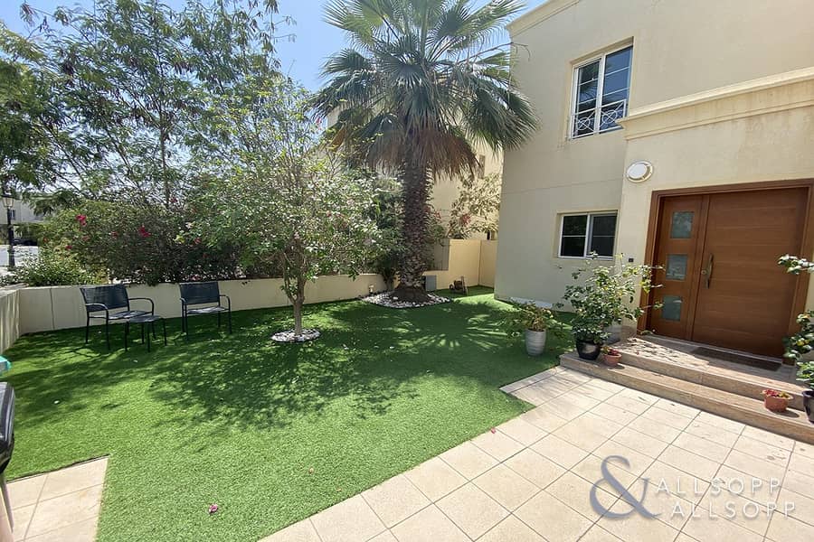 9 4 Beds | Deema 1 | Opposite Pool and Park