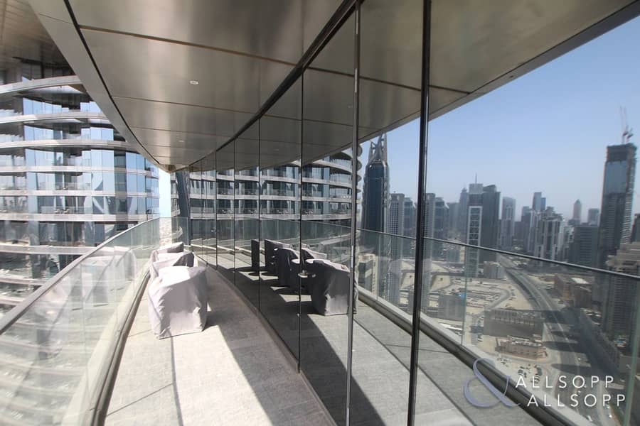 21 4 Bed + Maids | Full Burj View | Serviced