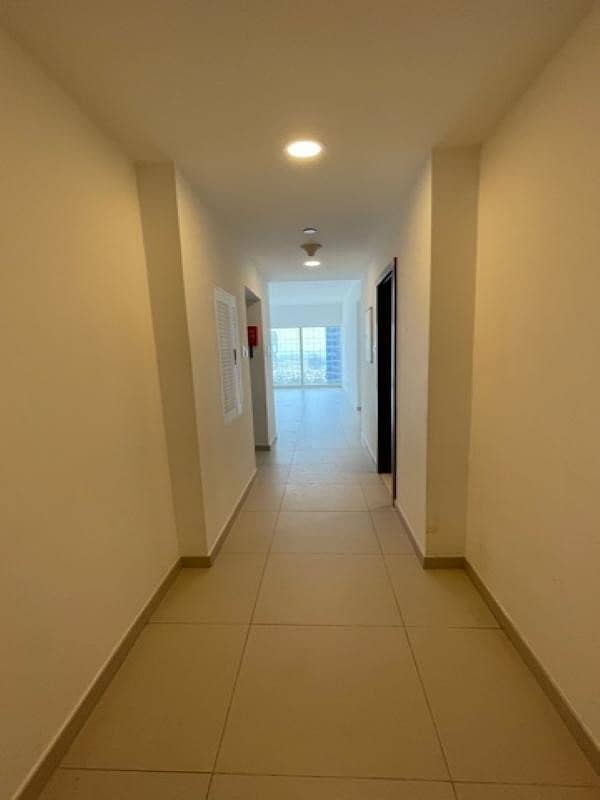 35 A beautiful large 1 bedroom direct from the owner