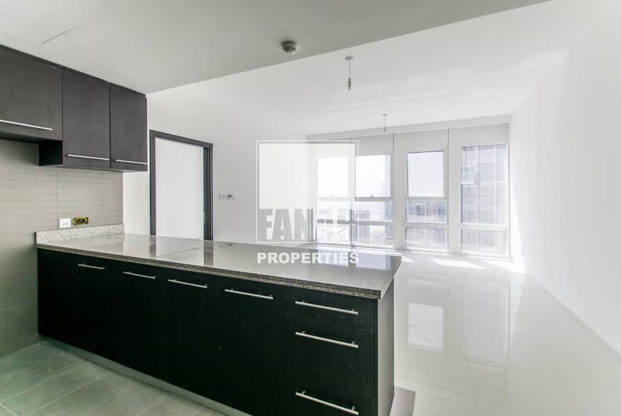 8 Hot Deal | Amazing Apartment with Rent Refund