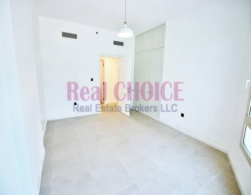5 REAL LISTING | Fully Renovated Flat | ready to move in
