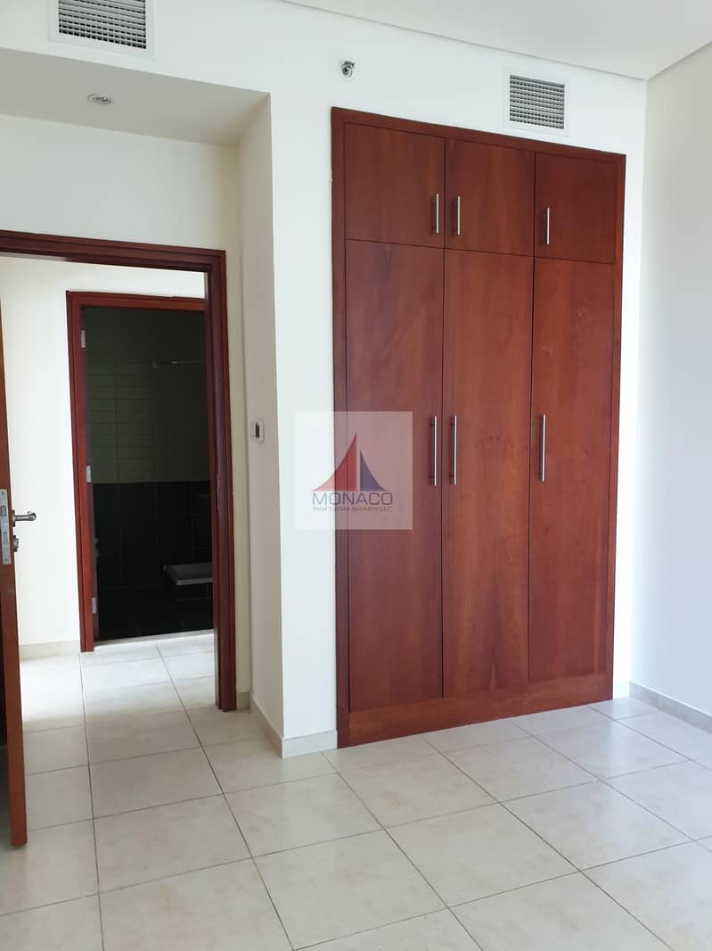 18 Specious Apartment | Ready To Move | Multiple Chqs