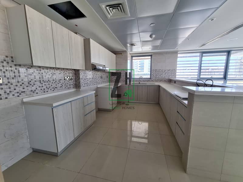 13 4 bed + maids with canal view | Al Raha Beach