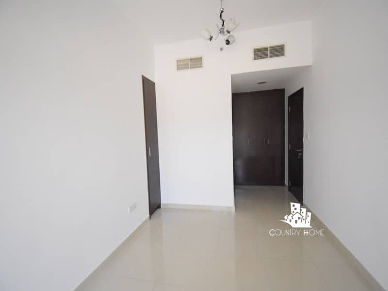 17 Great Offer| Huge 1BR| Extensive Balcony Vacant