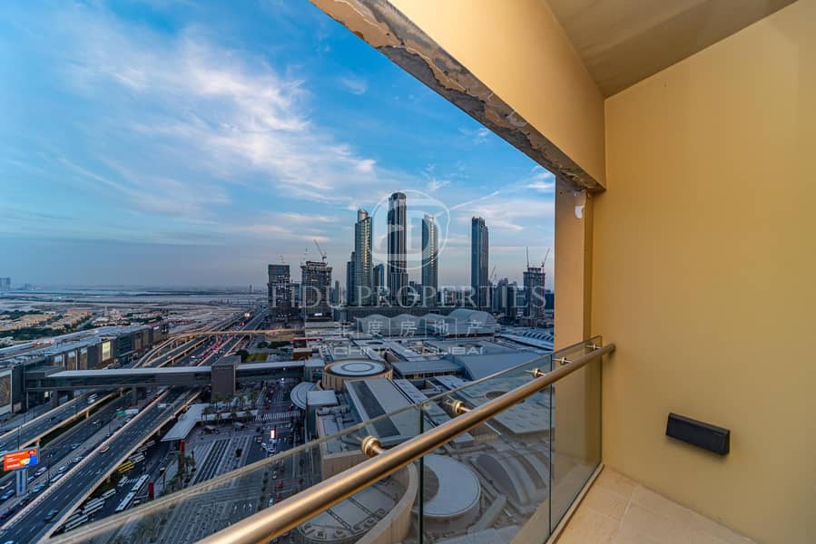 8 Direct Access to Dubai Mall | Central Location