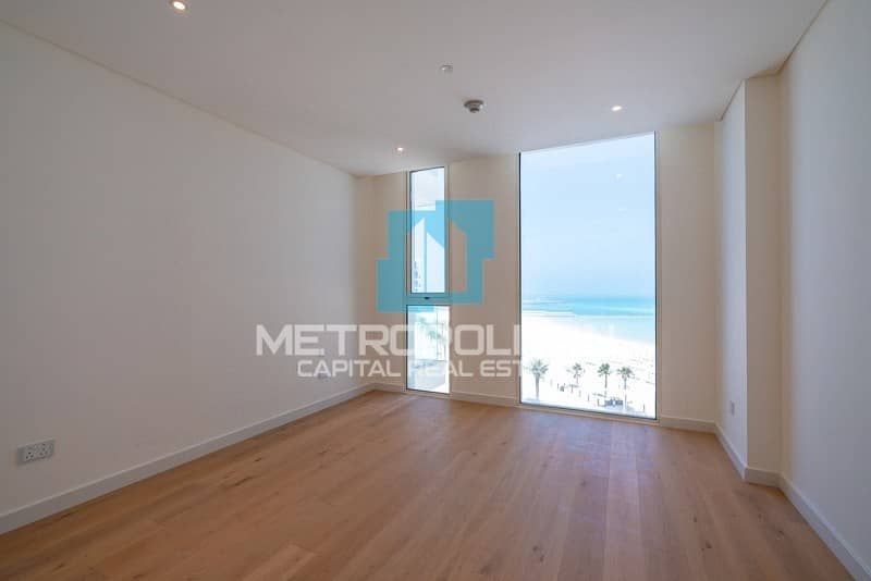 9 Stunning Sea View |Maids Room|Private Beach Access