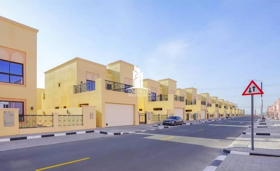 2 4 br  for  rent    Multiple Units Available in Nad Al Sheba