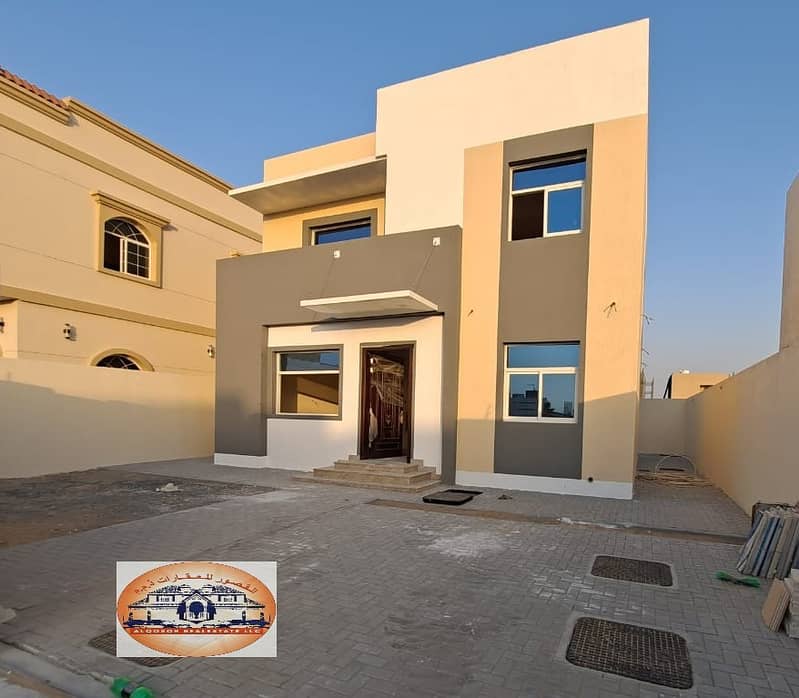 Modern design villa, excellent space, at a snapshot price - very good interior finishing - with bank financing.