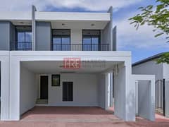 0% Commission | Classy Villa | Large Backyard
