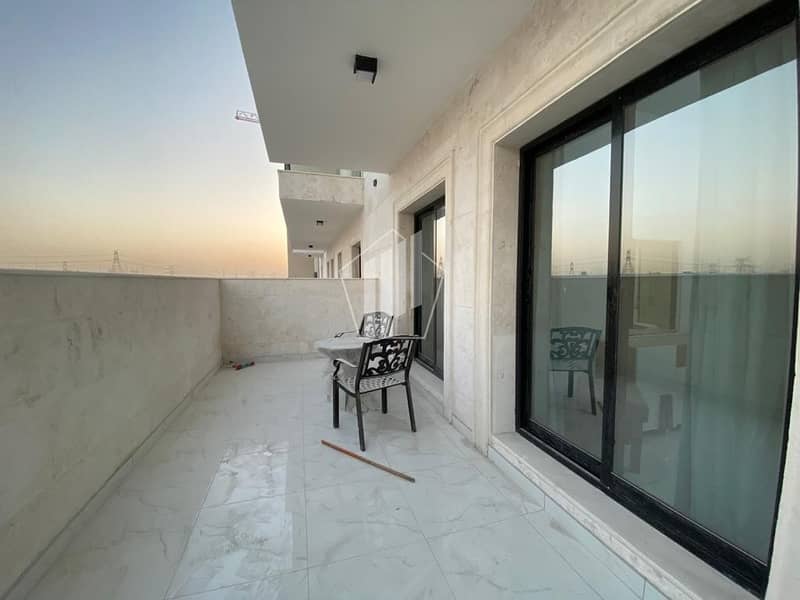 9 Huge Space of Bedroom| Big Terrace | 2% DLD wavier | Ideal Location |