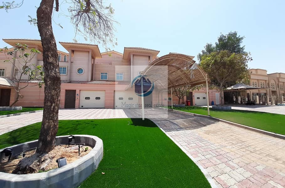 5 Private Entrance 5 Bed Villa With Pool In Khalifa City A