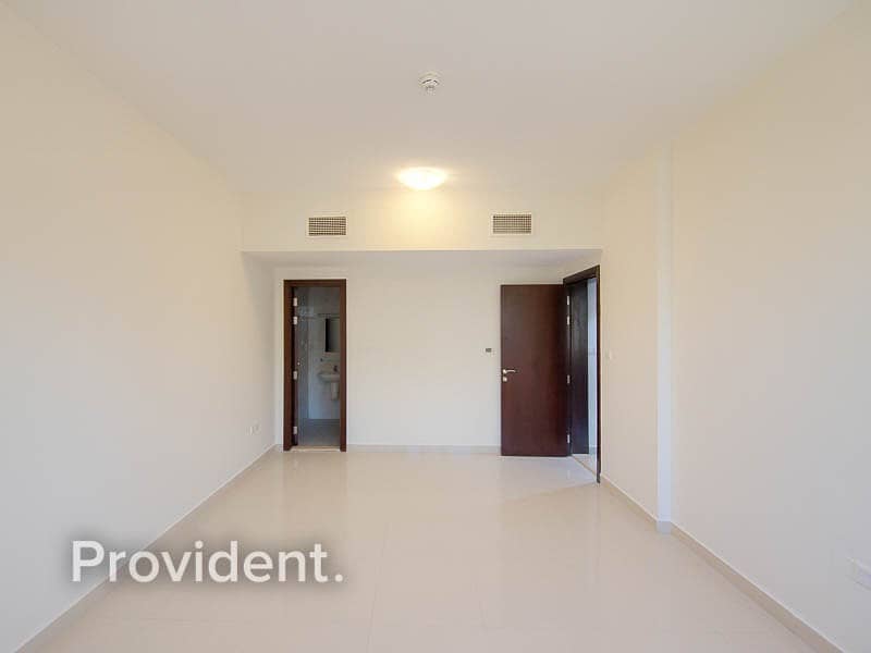 4 Exclusively Managed | Spacious | Large Apartment