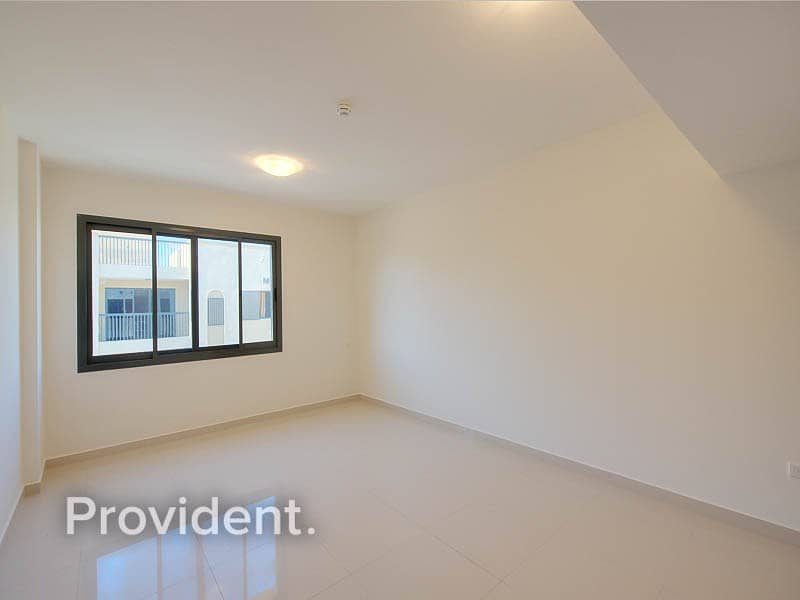 11 Exclusively Managed | Spacious | Large Apartment