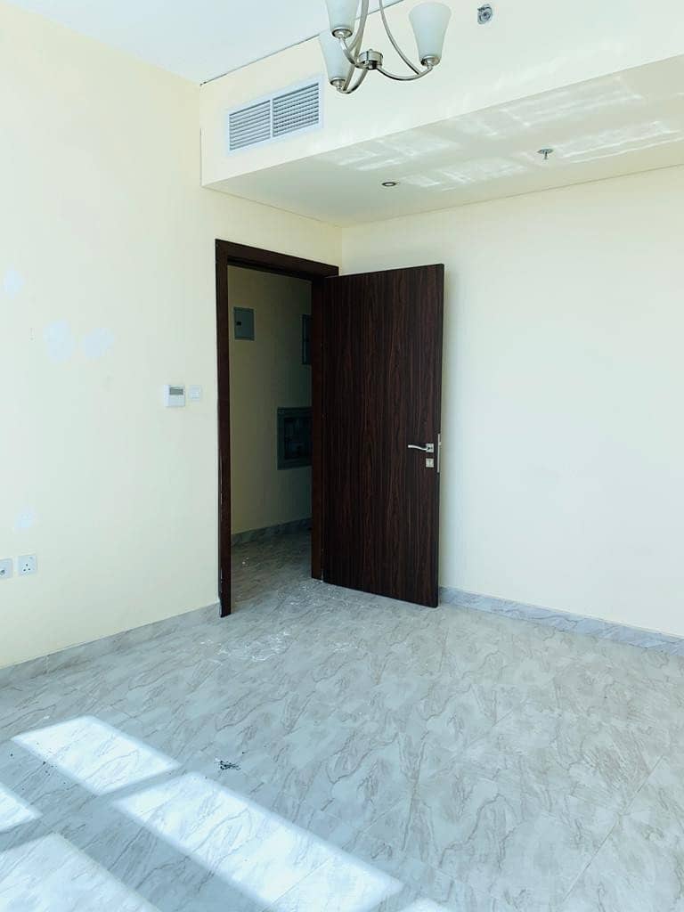 شقة في شارع التعاون الجديد،التعاون 1 غرفة 19000 درهم - 4989242