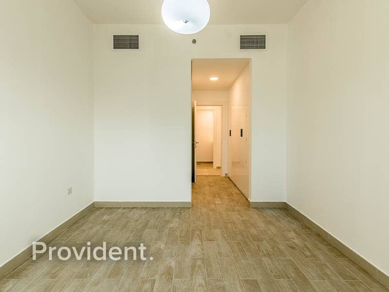 Brand New | Vacant on Transfer | 1BR+Study