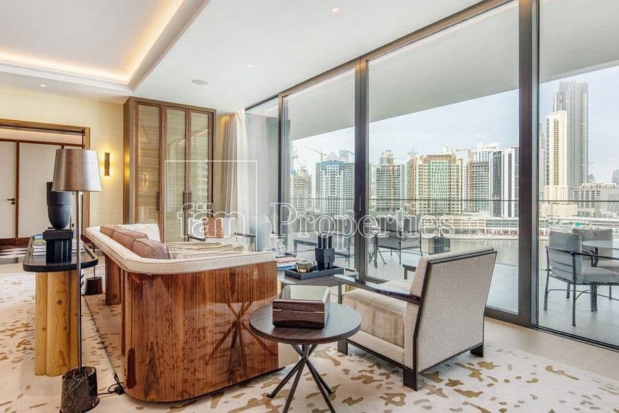 16 Luxury waterfront living| Iconic views| Duplex