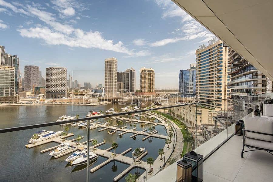 17 Luxury waterfront living| Iconic views| Duplex
