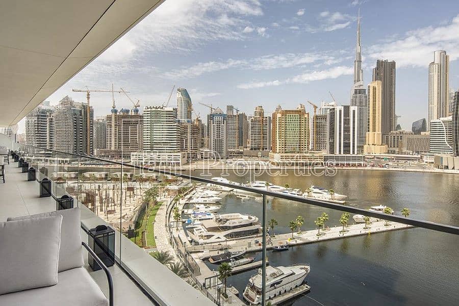 18 Luxury waterfront living| Iconic views| Duplex