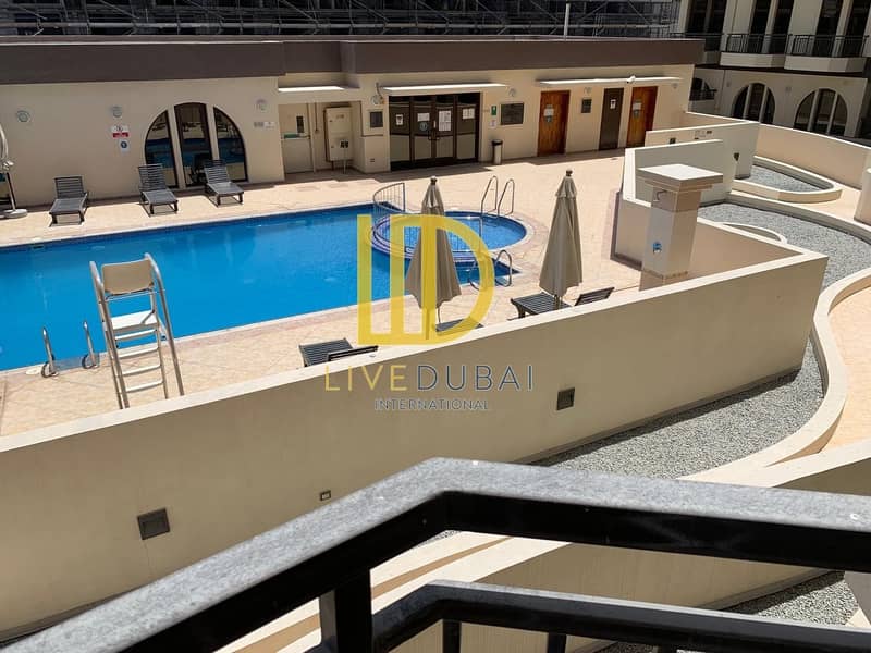 18 SH I Pool View I Allocated Parking I Fully Furnished
