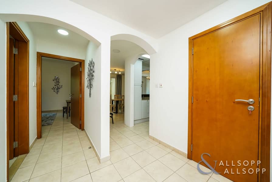 13 Exclusive | Pool View | Upgraded | 1 Bed