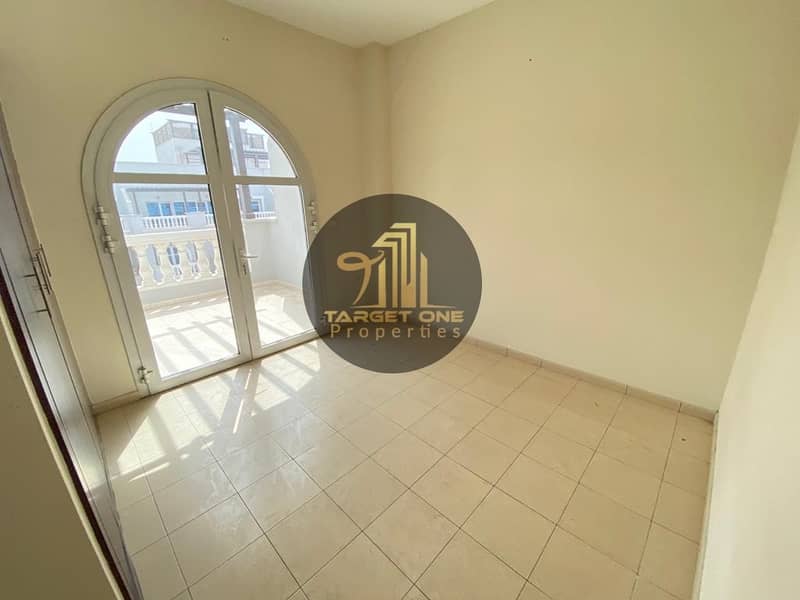 11 Huge 2 Balcony / Two Bedroom Apartment