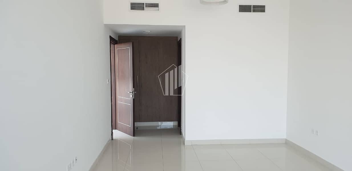 9 0%  Commission  Luxurious 1 BHK