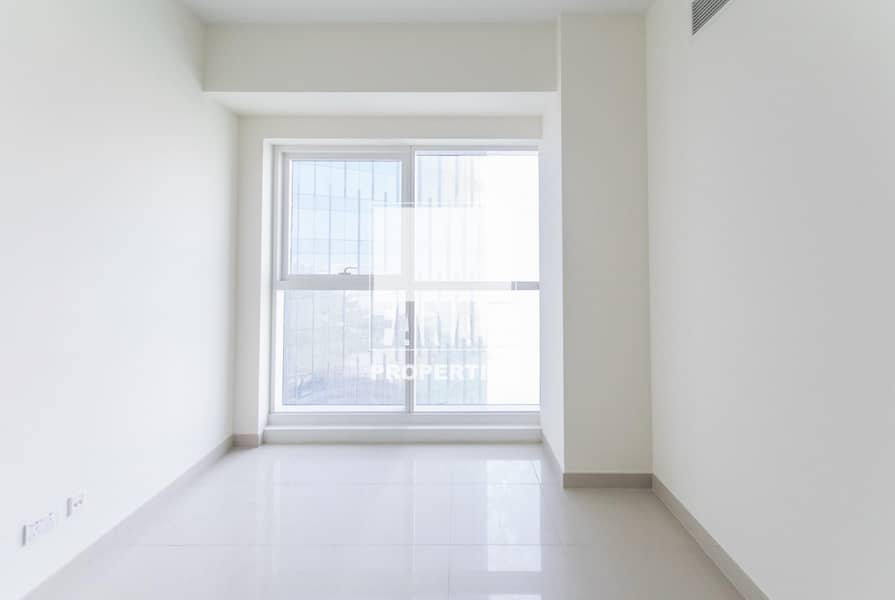 6 Lowest Price | Ready for Viewing High Flr. Apartment