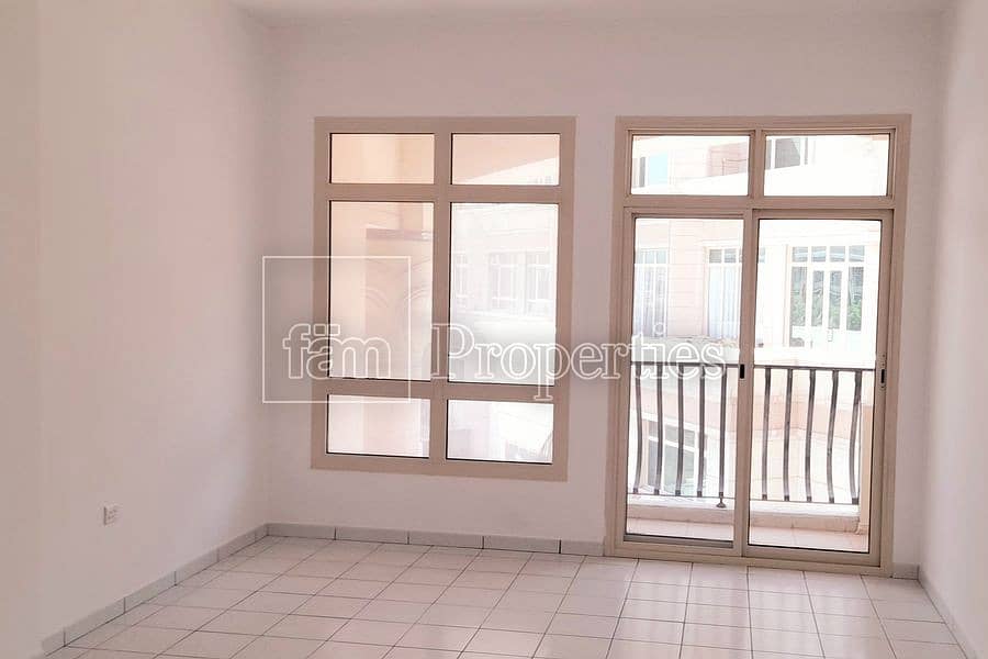 5 Ready to move in Spacious Apartment for Rent