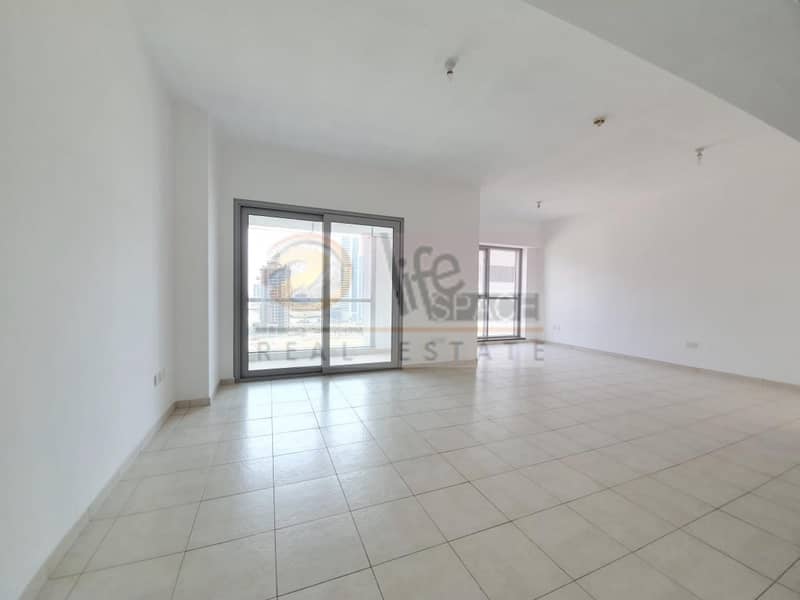 2 All Ensuite | Spacious Apt| Big Balcony | Burj View