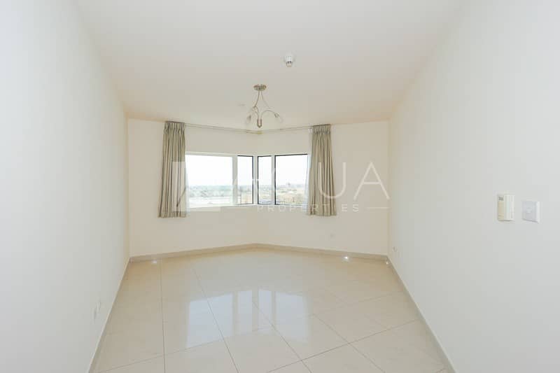 4 Large 1 Bed | Park and Lake View | Balcony
