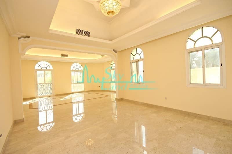 4 Grand 5 Bed+M Independent Villa In Jumeirah 2