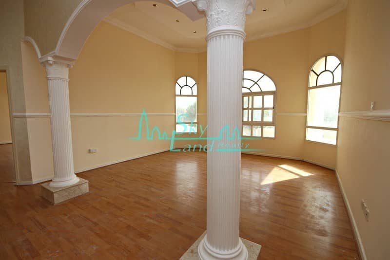 15 Grand 5 Bed+M Independent Villa In Jumeirah 2