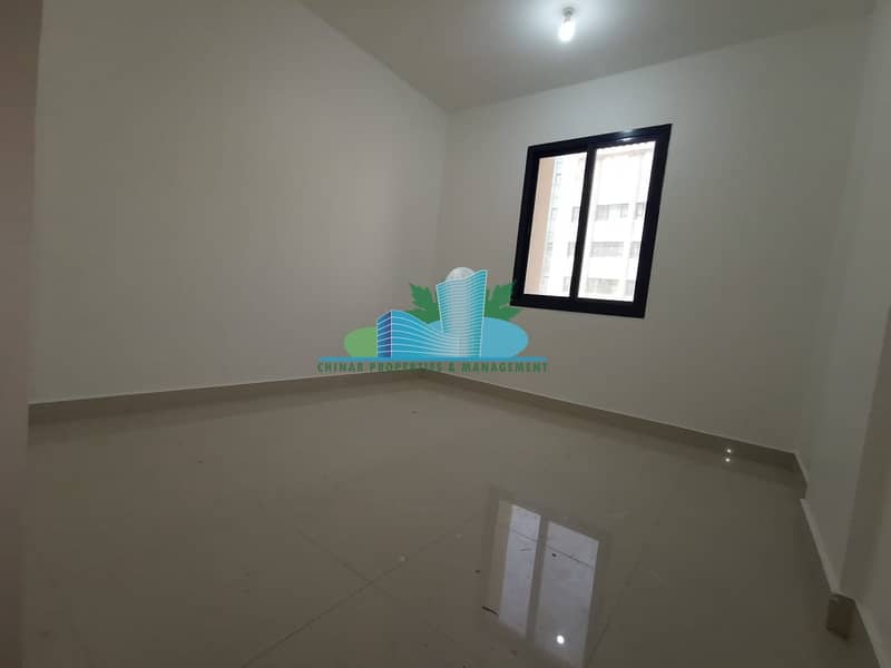 5 ONE MONTH FREE |SPACOUS 2 BHK | BALCONY|4 CHEUQES