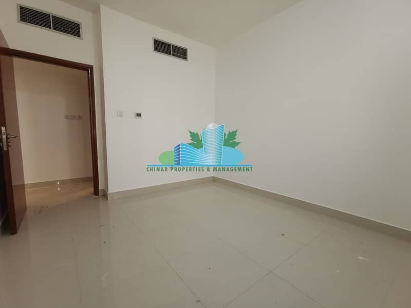3 ONE MONTH FREE |SPACOUS 2 BHK | BALCONY|4 CHEUQES