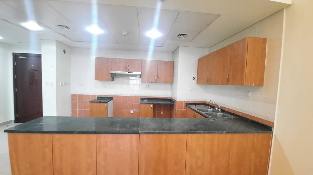 Executive 1Bhk  European Style Big Kitchen And Hall At Mazyed Mall MBZ City