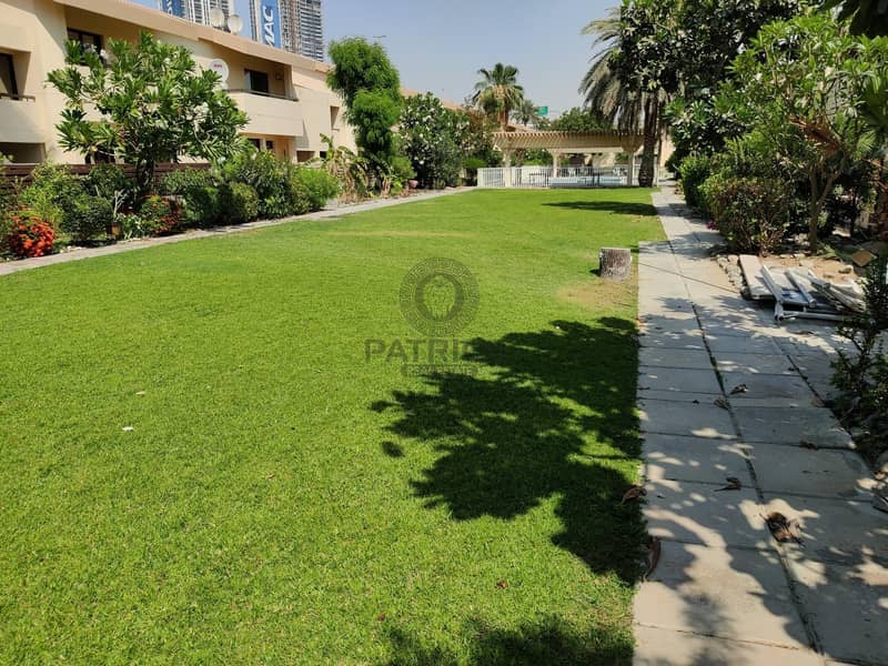 9 Renovated 4 BR Villa| Al Safa 1|Facilities