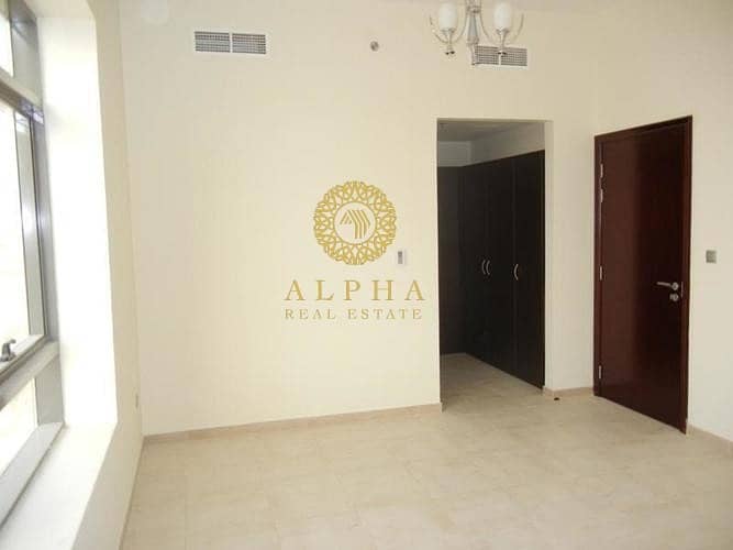 4 1 Bed | Chiller Free | Good Condition | With Balcony