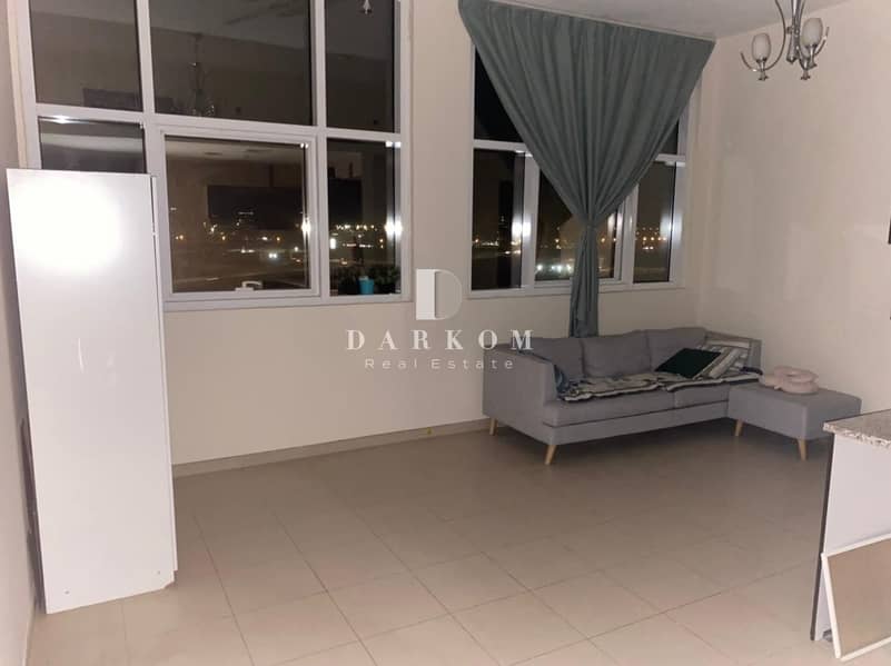 7 1 BR With Balcony |  Pool View |  With Parking and Facilities