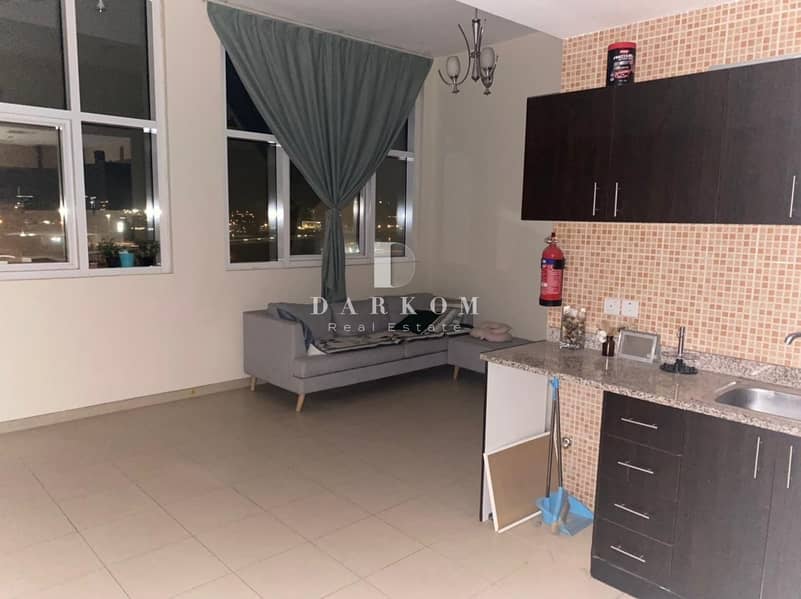 12 1 BR With Balcony |  Pool View |  With Parking and Facilities