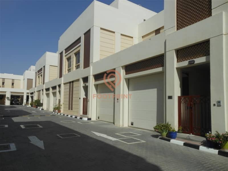 11 3 BR Villa near MOE & SZR 13 Months Contract