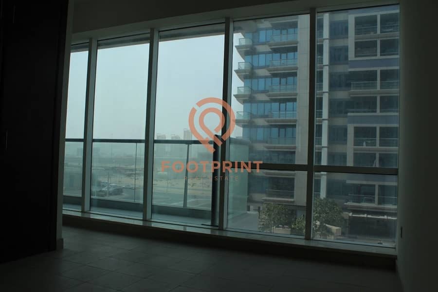6 Spacious Big Studio Like a 1 Bhk In Cricket Tower