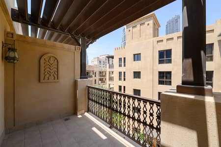 Spacious|Stunning Unit|Bright Apartment|Must See