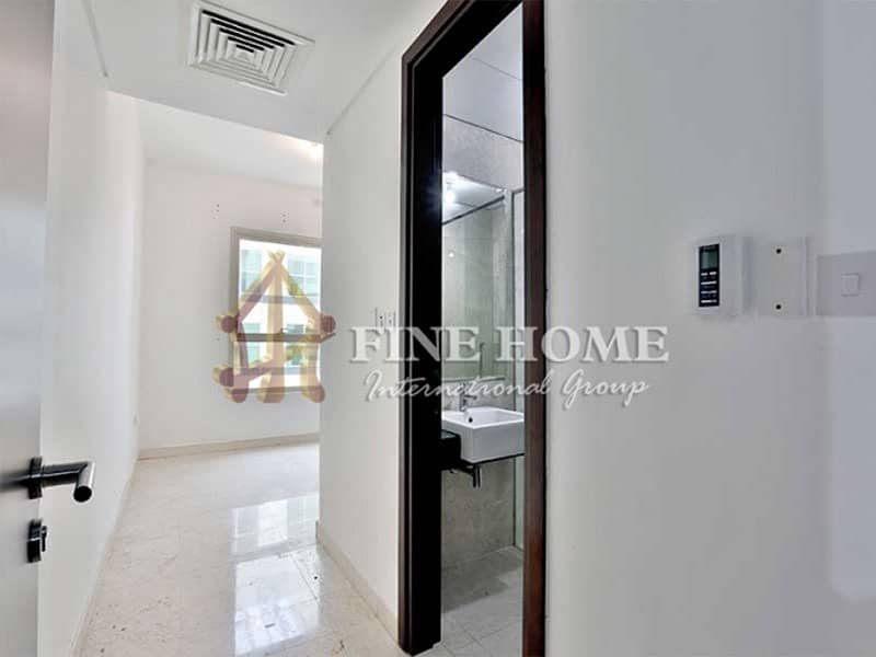 Avail This Amazing 2BR w Balcony | Park View