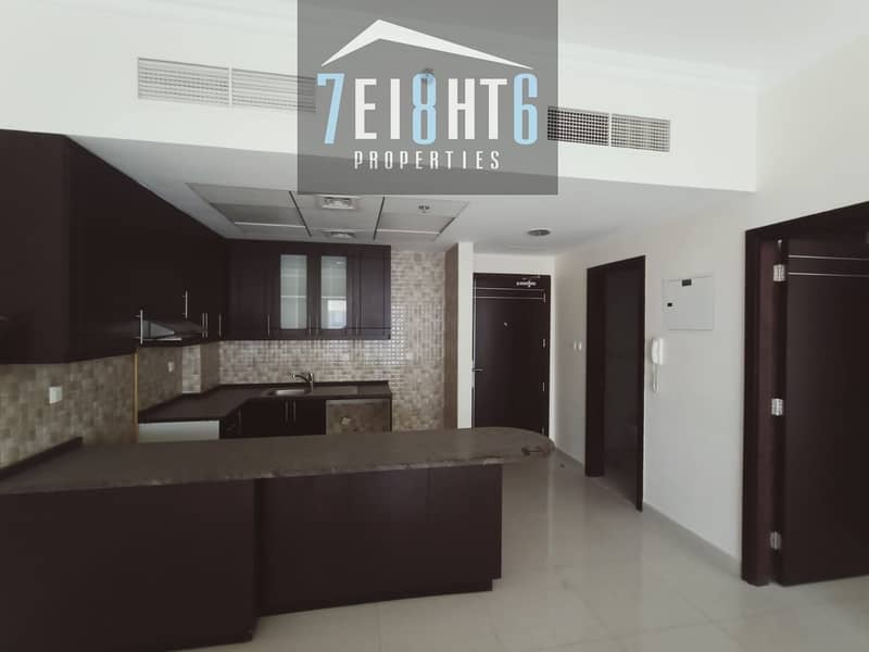 7 One bedroom modern design apartment: 940.66 SQ FT sq ft one bedroom apartment with open kitchen + balcony + s/pool