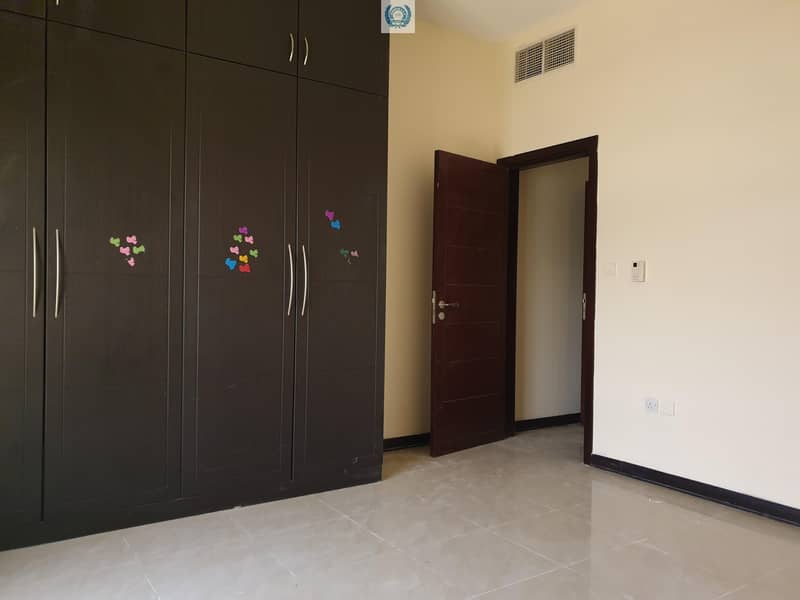 33 Specious Luxury 4Bhk Villa in Grand Location Al Barashi Sharjah